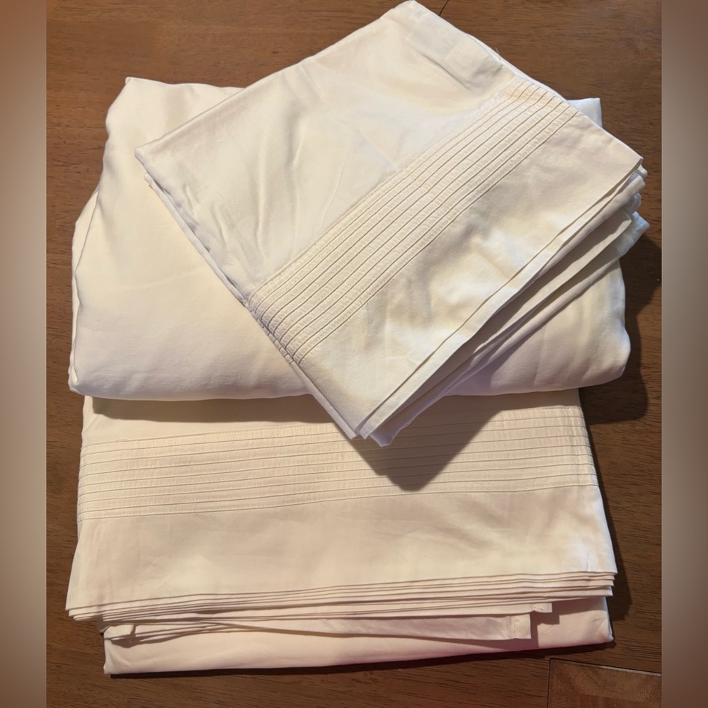 Luxury Cream Bedding Sheet Set